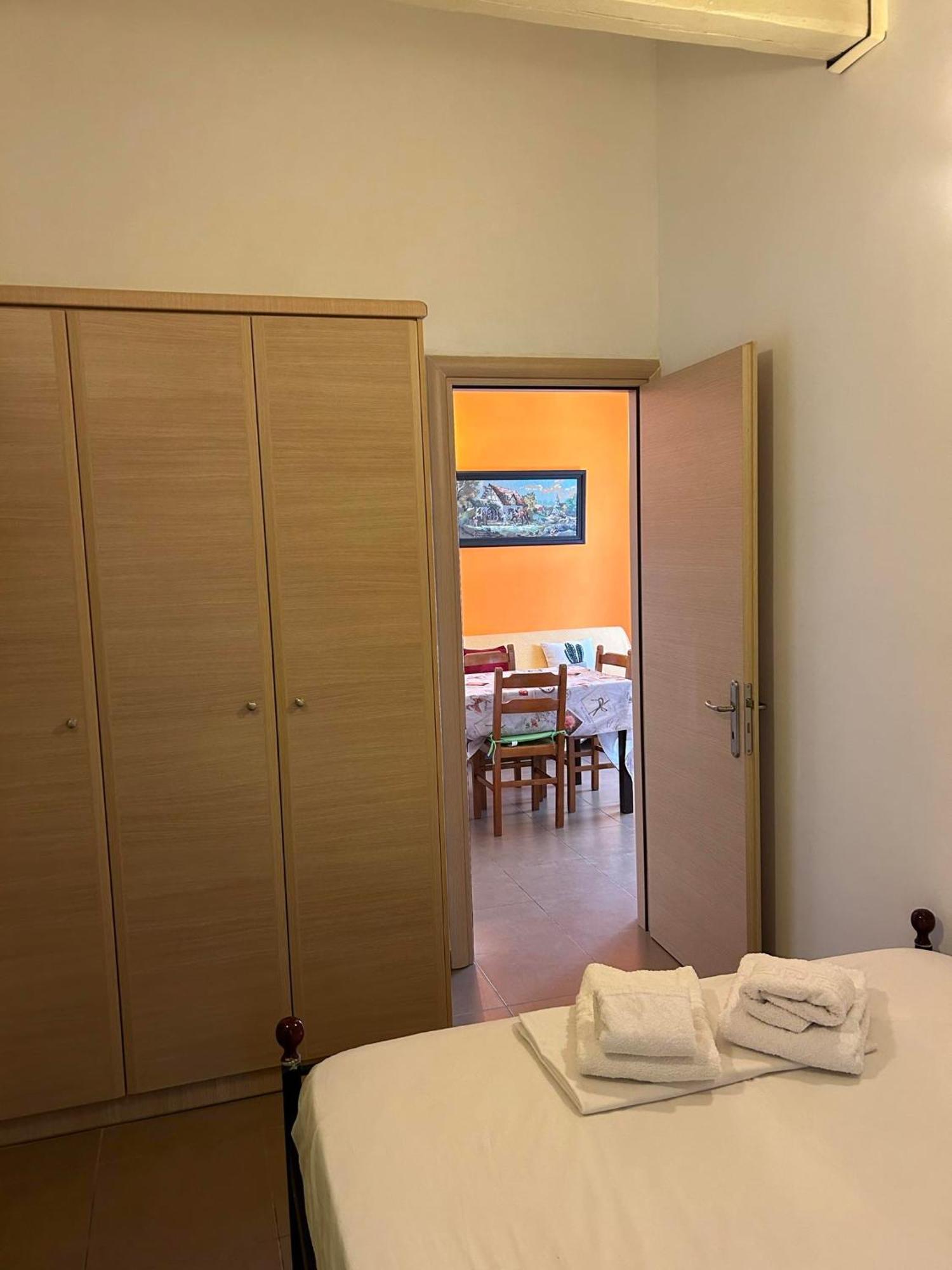 Sofia Apartments Paralia Irion Esterno foto